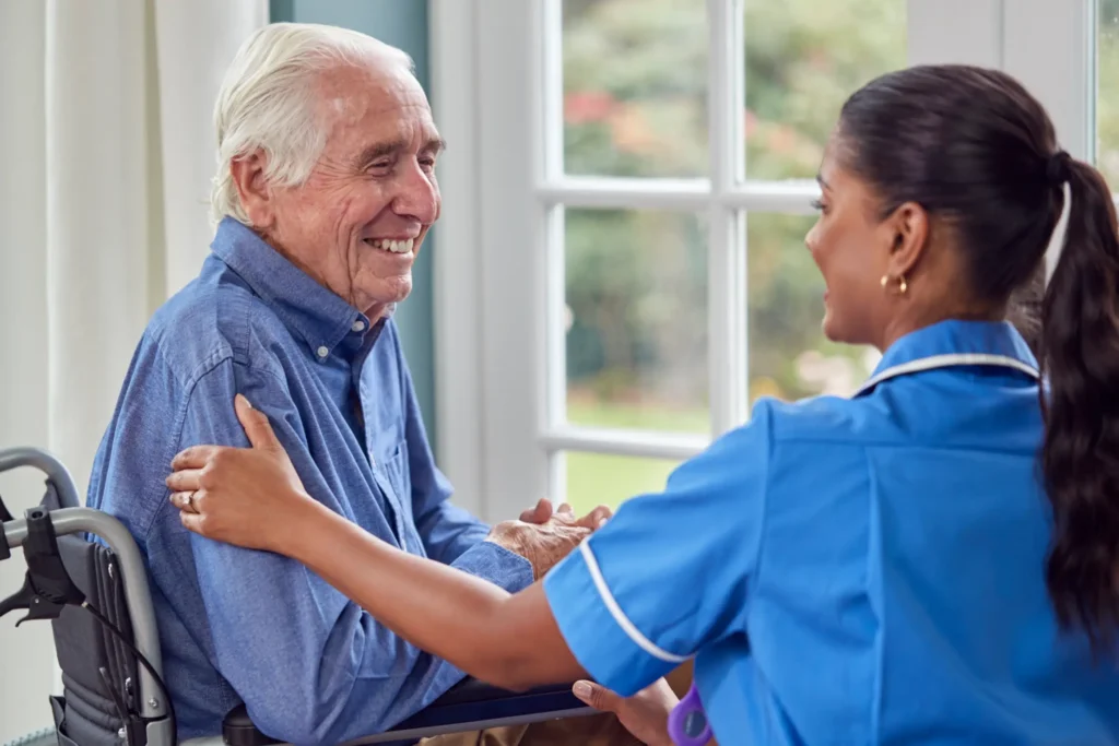 Caring 24/7 in-home caregiver providing companionship to senior in Washington County, Maryland
